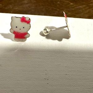 Small Hello Kitty kids earring 1 pair only